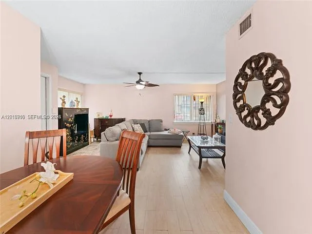 64 Wimbledon Lake Dr — Photo 6
