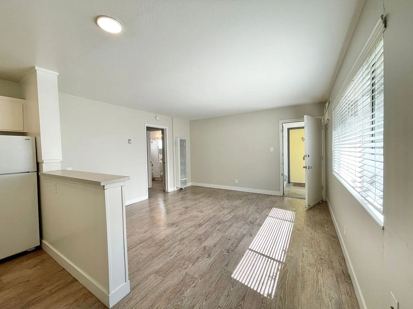 2307 I Street — Photo 4