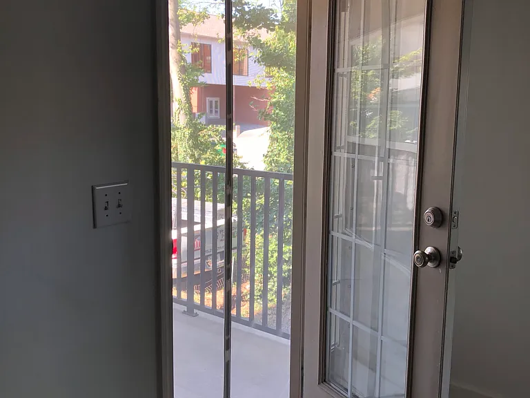 2304 Elliott Ave #103 — Photo 19