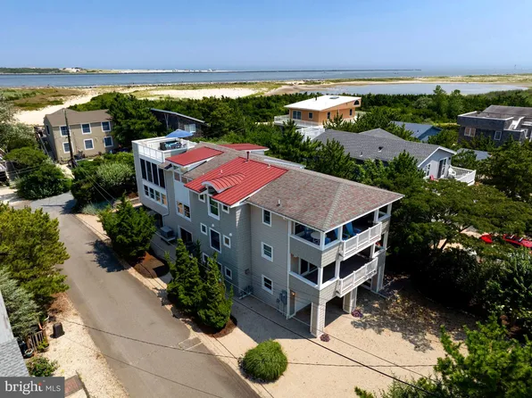7 N 4th St, Barnegat Light, NJ 08006