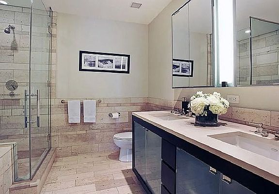 5th image of 450 E 83rd St APT 15C