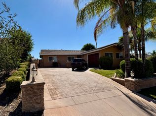 30397 Big River Dr, Canyon Lake, CA 92587
