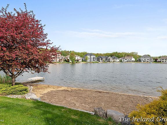 5th image of 3599 Big Rock Ct SW