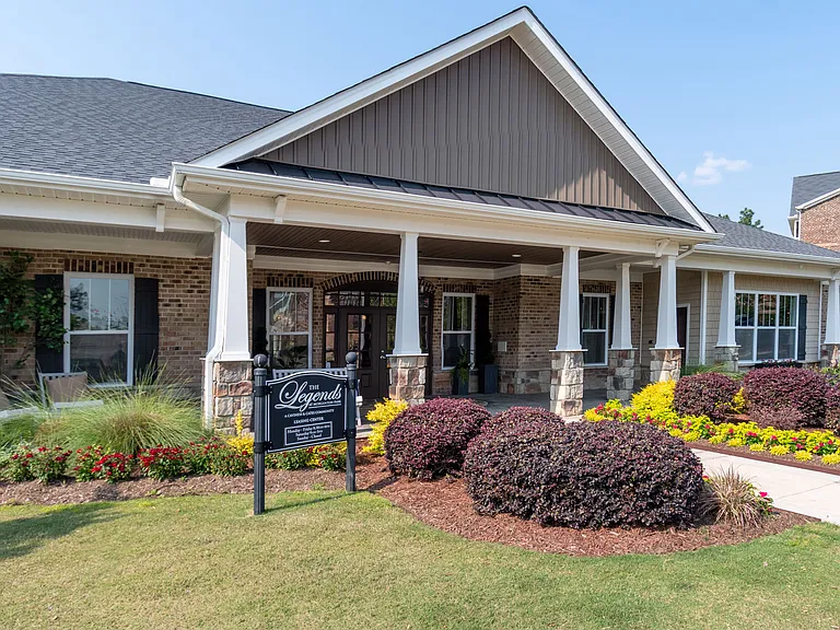 Luxe and Legends at Morganton Park Apartment Homes — Photo 33