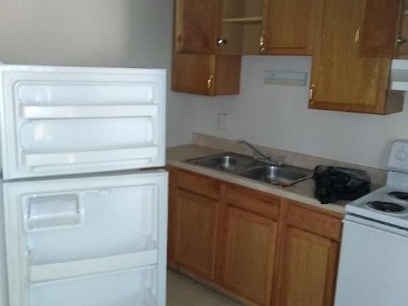 3rd image of 2934 Grasselli Ave APT 4