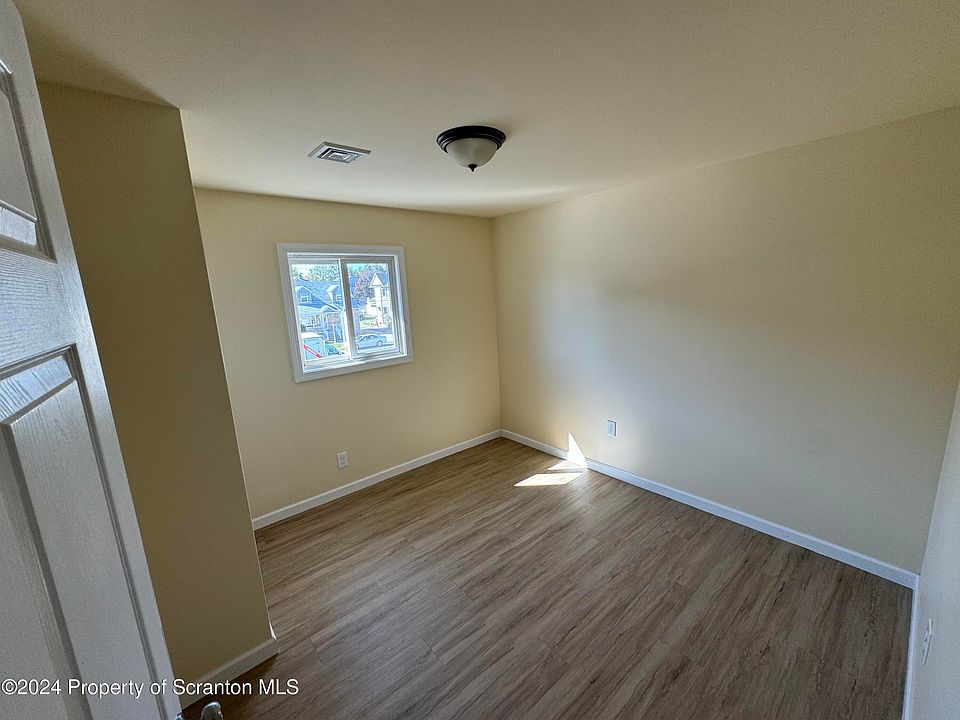 2nd image of 1312 S Main Ave #5