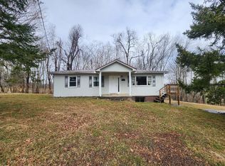 115 Walker St, Ghent, WV 25843