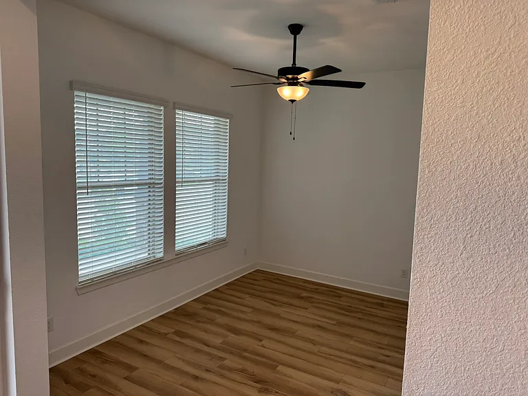 1508 Rose Willow Way — Photo 16