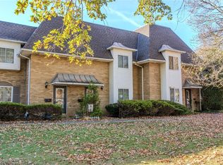 8228 Deepwood Blvd UNIT 10-8, Mentor, OH 44060
