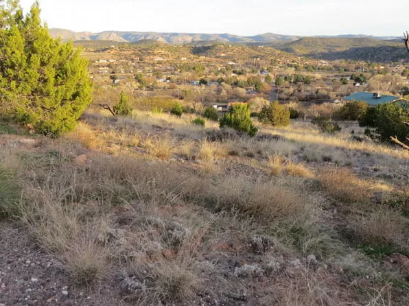 3645 Warrior Rst, Rimrock, AZ 86335