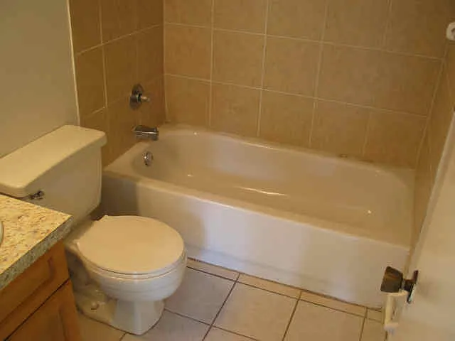 3603 SW 31st Dr #1 — Photo 18