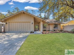 94 Village Green Cir, Savannah, GA 31411