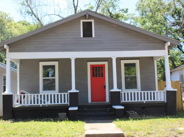 19 W 54th St, Savannah, GA 31405