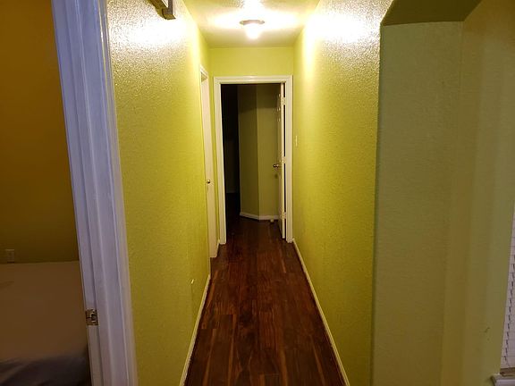 3rd image of 4119 Winesap Bend Dr