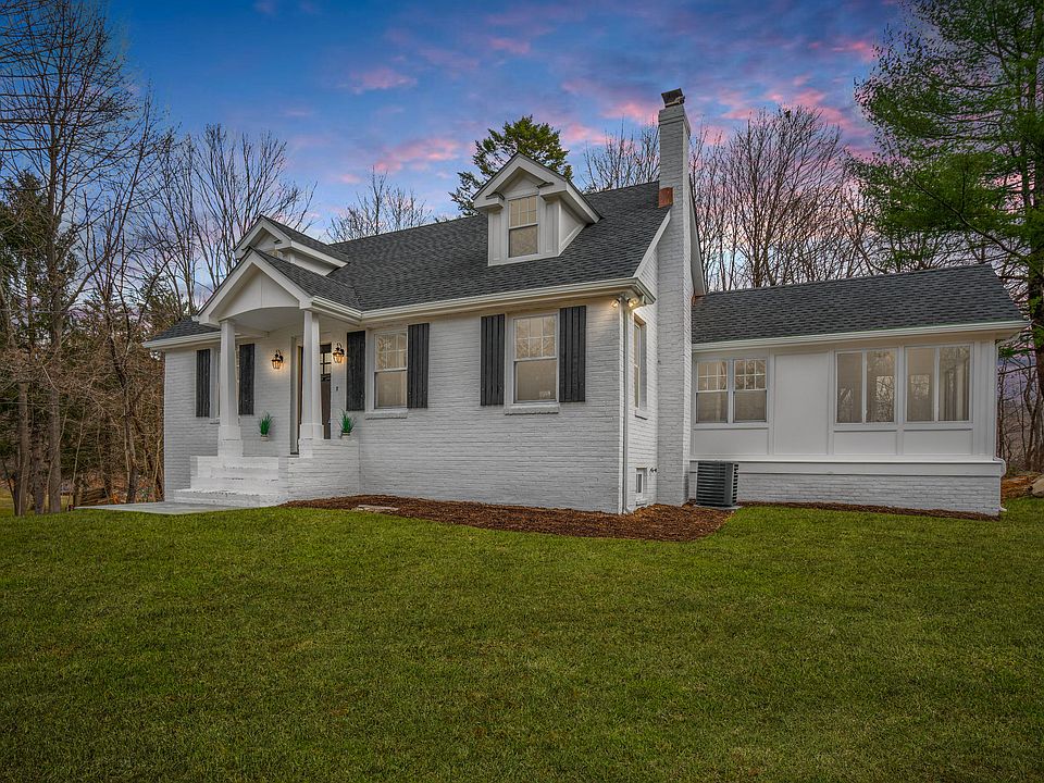 70 Oscawana Latest Dusk.jpg