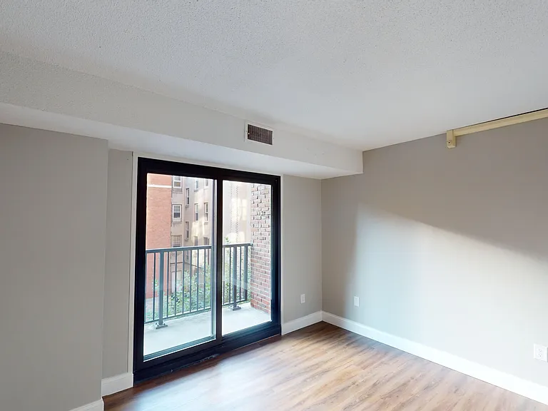 49 Marion — Photo 8