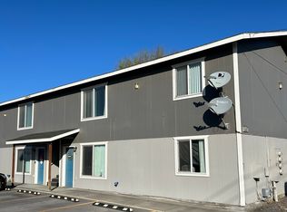 663 NW 3rd St #C, Hermiston, OR 97838