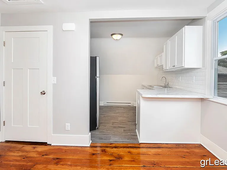 25 Seward Ave NW #2 — Photo 7
