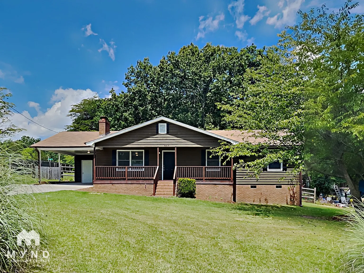 3 bed, 2.0 bath, 1248 sqft, $1,760 — Photo 1