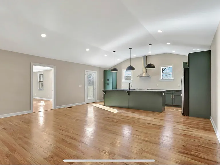 462 Lanier Dr — Photo 9