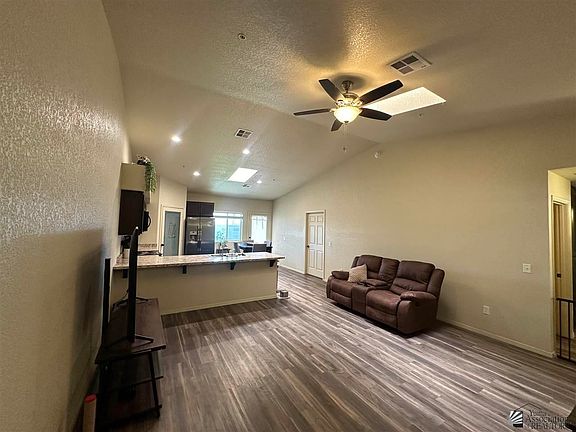 5th image of 3814 S Brianna Dr