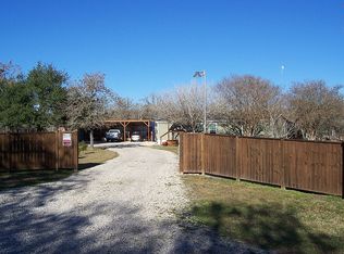 142 Osage Rd, Victoria, TX 77905