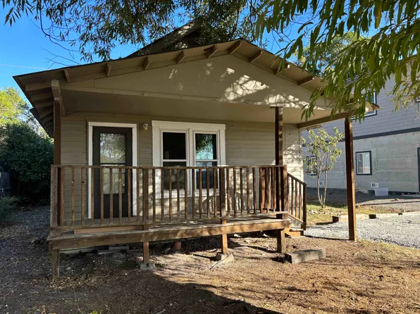 109 2nd Ave, Cusick, WA 99119