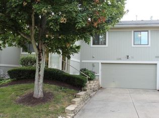 7170 N Downing Pl UNIT B, Concord Township, OH 44077