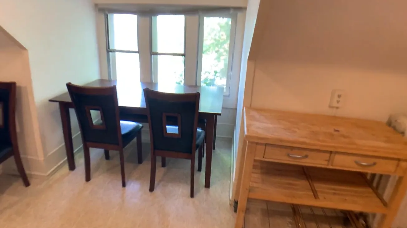 210 Williams Street - 3 — Photo 4