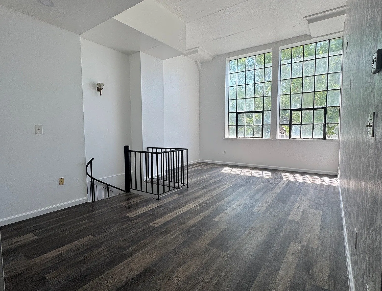 Seville Lofts — Photo 3