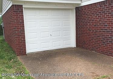 3rd image of 2537 S Avalon Dr