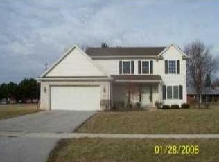 5918 Shawnee Ave, Walbridge, OH 43465