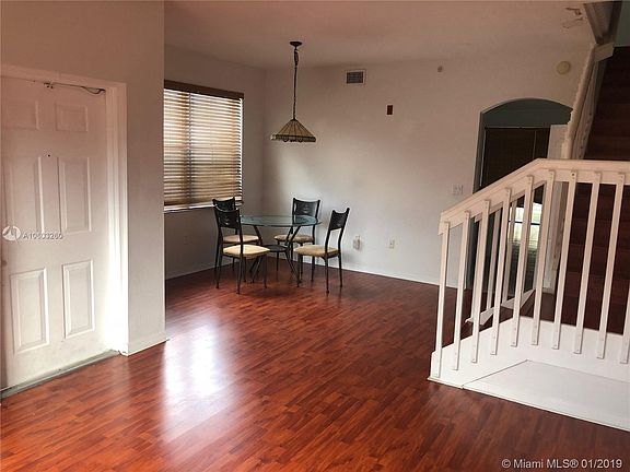 3rd image of 8912 W Flagler St APT 103