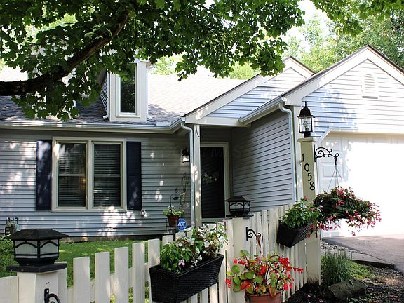 2nd image of 1058 Chatham Ln W