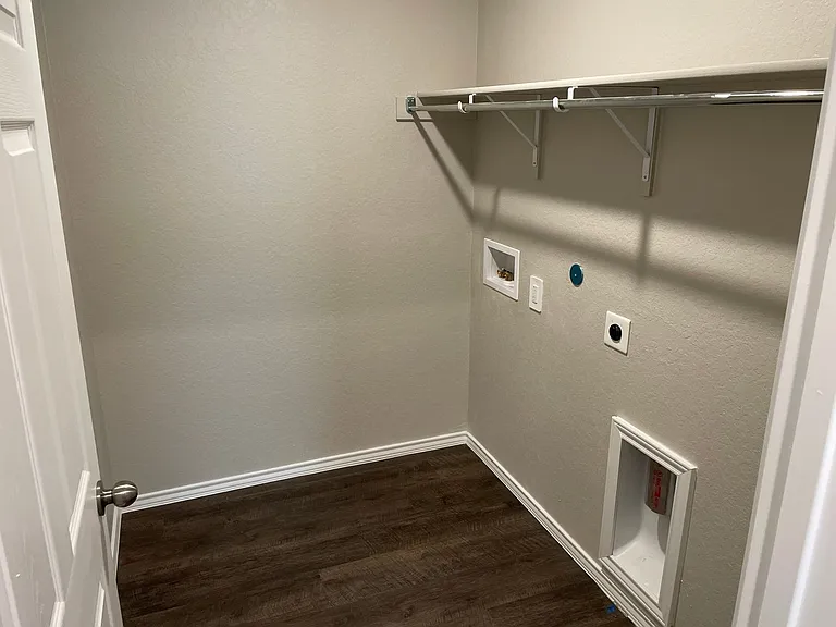 13113 Candace Way — Photo 11