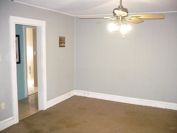 5th image of 181 Kimberly Ave