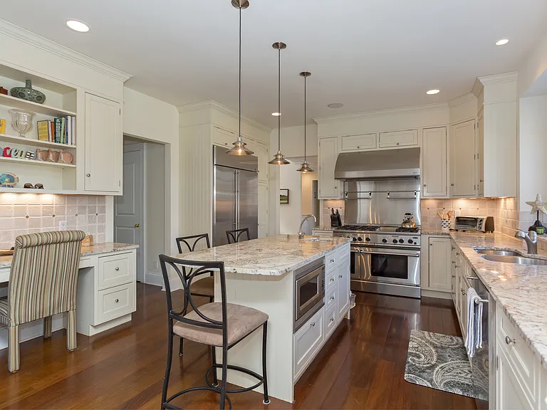 21 Fieldview Ln — Photo 6