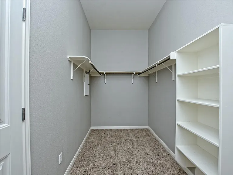 2508 Hilltop Divide Ln — Photo 20