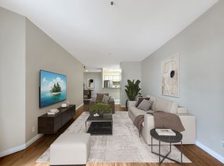 500 S Berendo St APT 302, Los Angeles, CA 90020