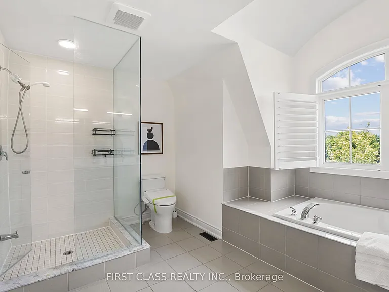 133A Finch Ave E — Photo 15