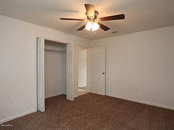 2nd image of 3021 Jupiter Blvd SE