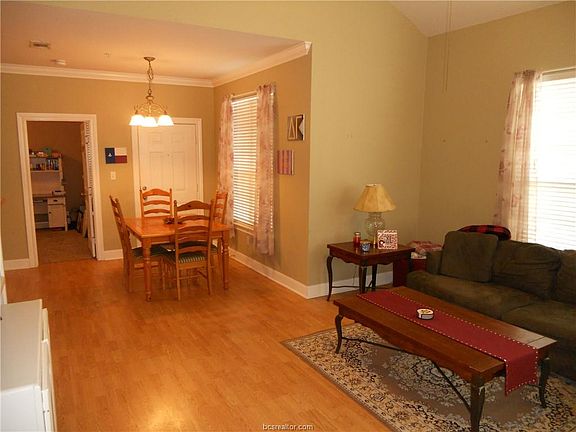 4th image of 801 Luther St W Unit 1604