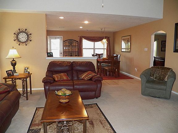 Family room, looking towards the breakfast/dining area.