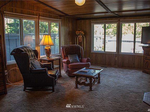 3rd image of 6521 SE Mile Hill Dr #10