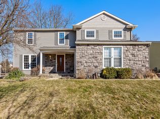2244 N Fairview Ln, Rochester Hills, MI 48306
