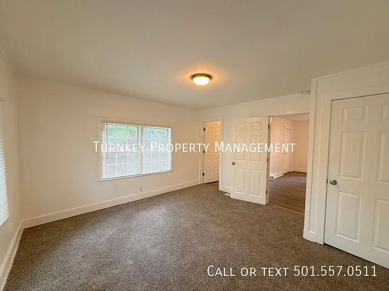 5005 W 31st St — Photo 4