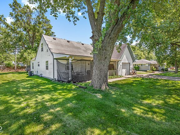 4th image of 4023 Englewood Dr