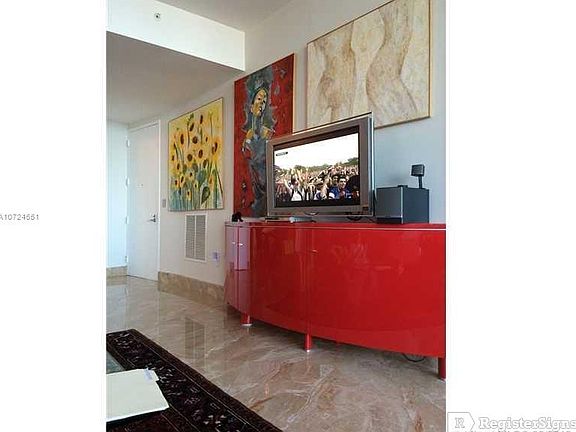 5th image of 18101 Collins Ave APT 1704