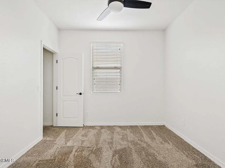 22218 E Cherrywood Dr — Photo 16