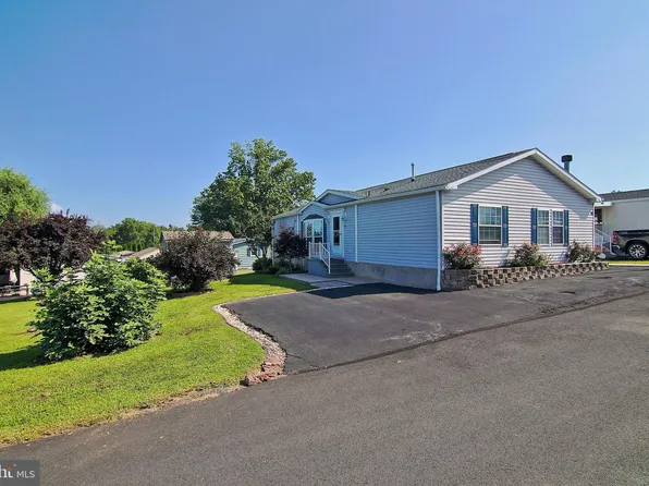 2917 E High St Unit 18, Pottstown, PA 19464